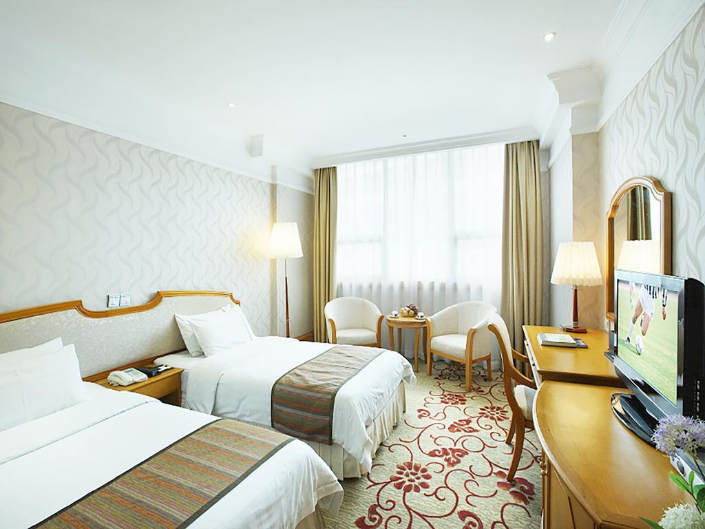 South China Harbour View Hotel شينزين الغرفة الصورة